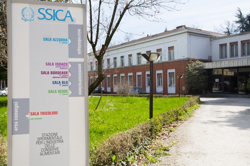 La Stazione Sperimentale per I´Industria delle Conserve Alimentari (SSICA), fue creada en 1922, cuya sede està ubicada en Parma, Italia.