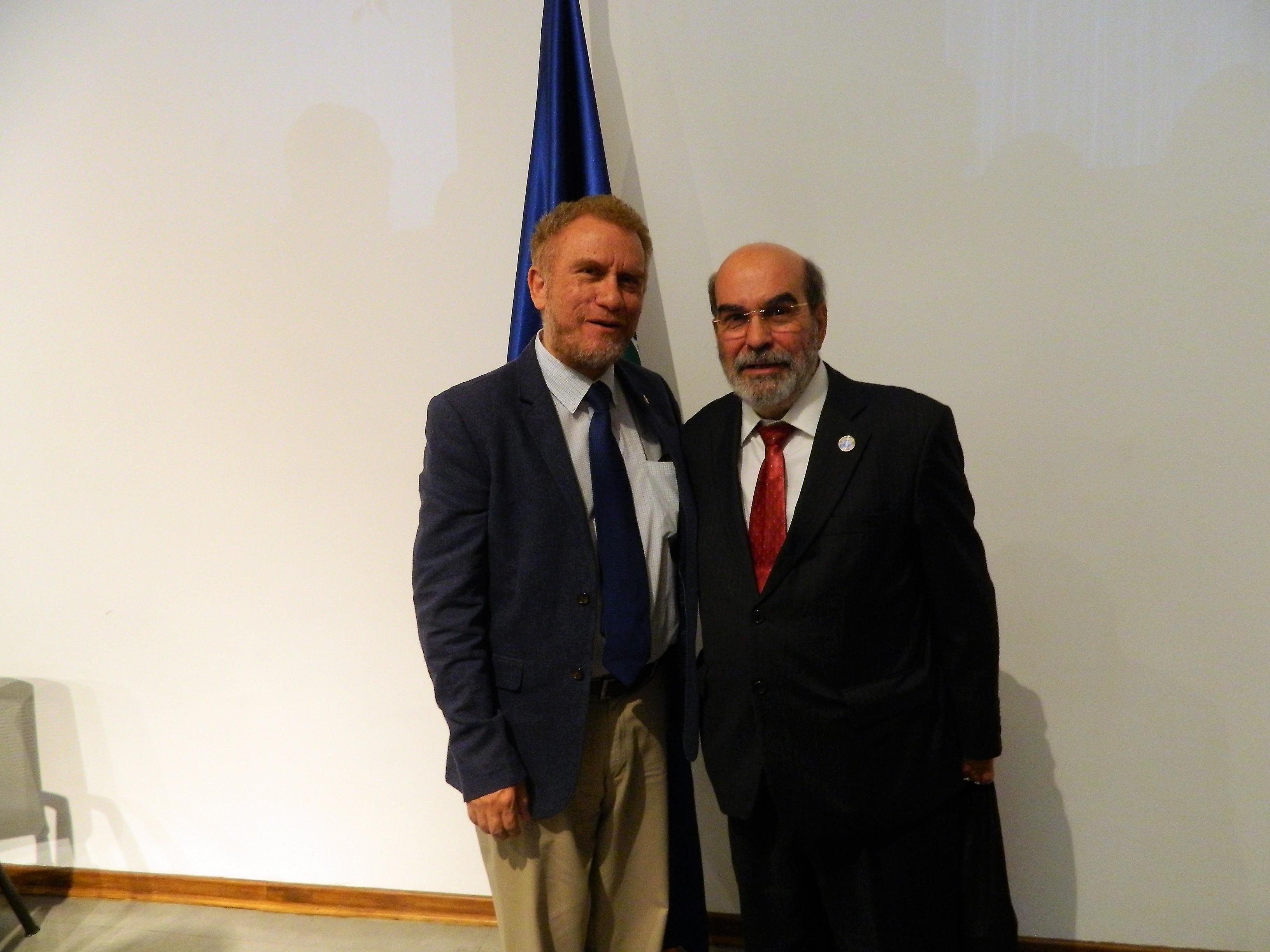 El Vicedecano Fernando Fredes junto al Director General de la FAO, José Graziano da Silva.